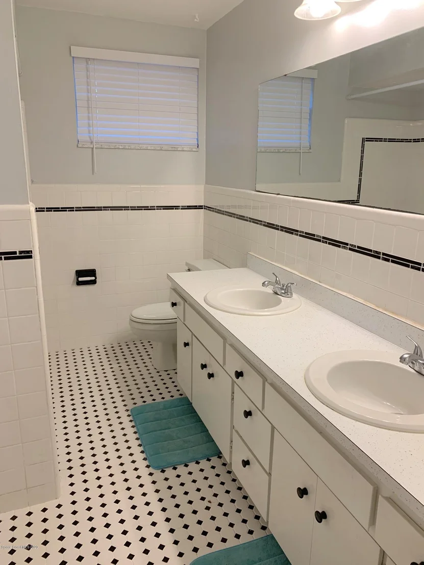 Photo of 302 Glen Ridge Road