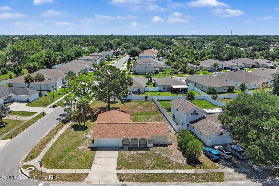 Photo of 952 Bayberry Lane
