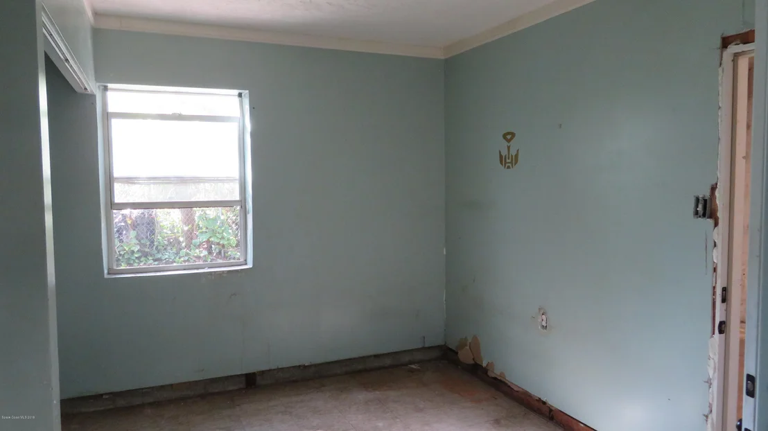 Photo of 152 NW Irwin Avenue