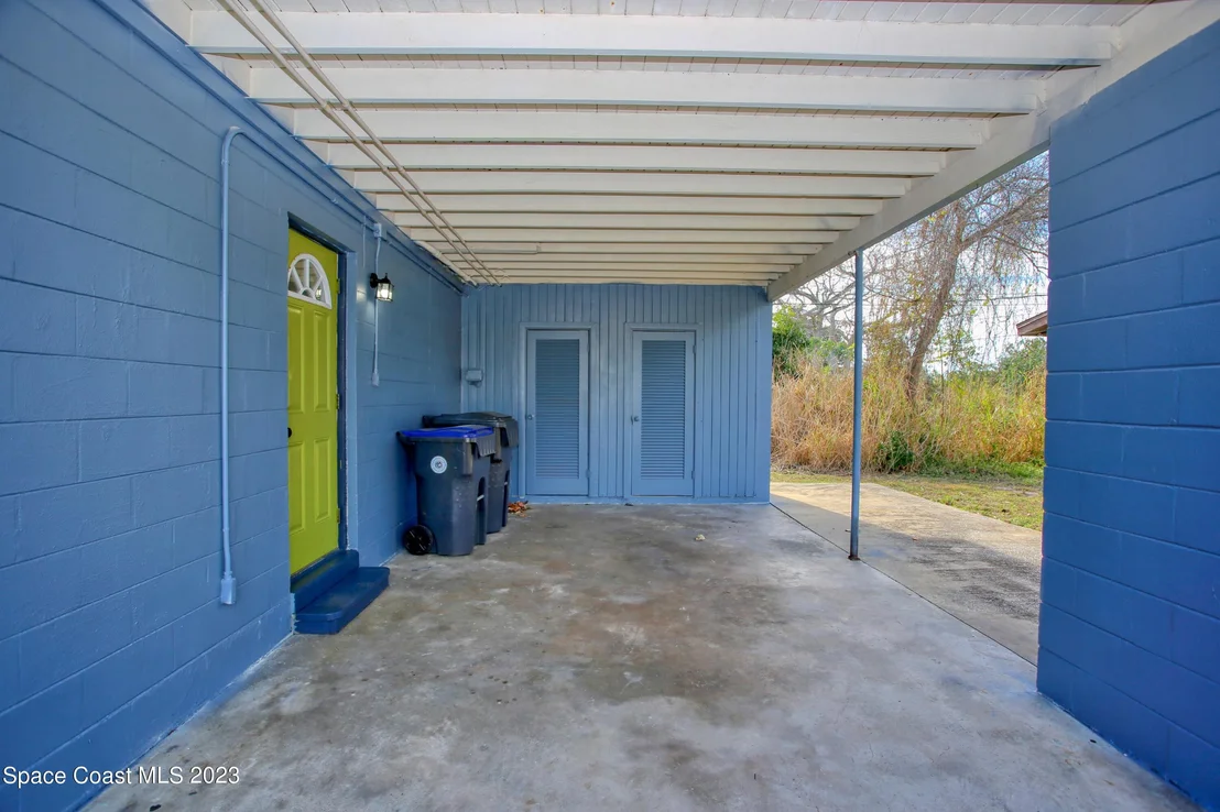 Photo of 1740 Golfview Drive