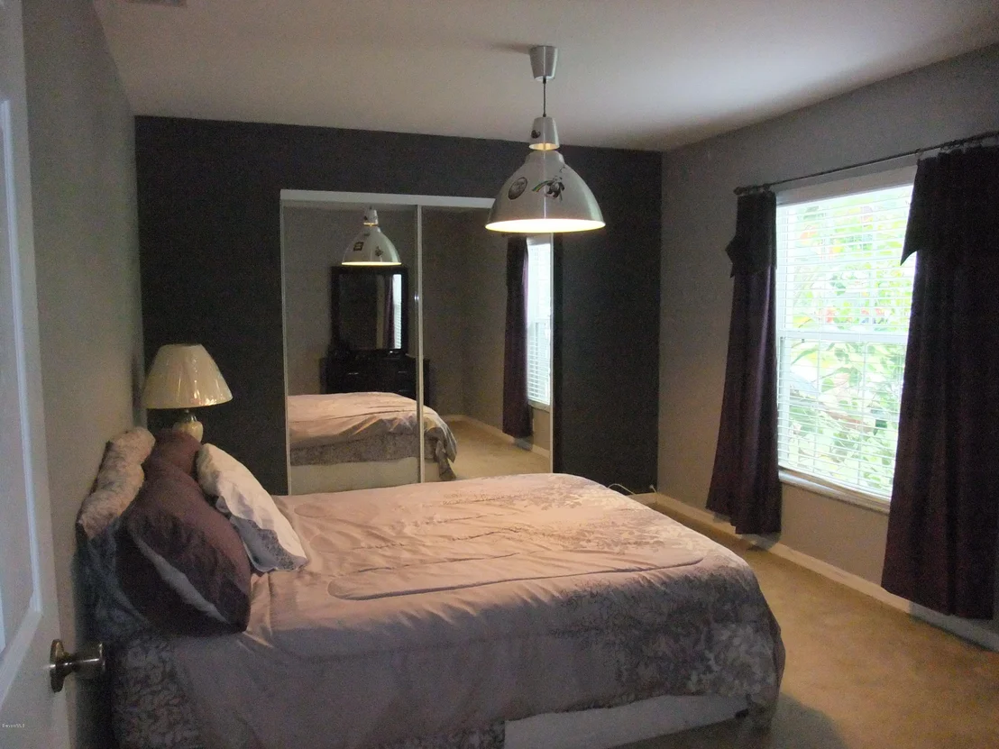 Photo of 1041 Pasadena Road SE