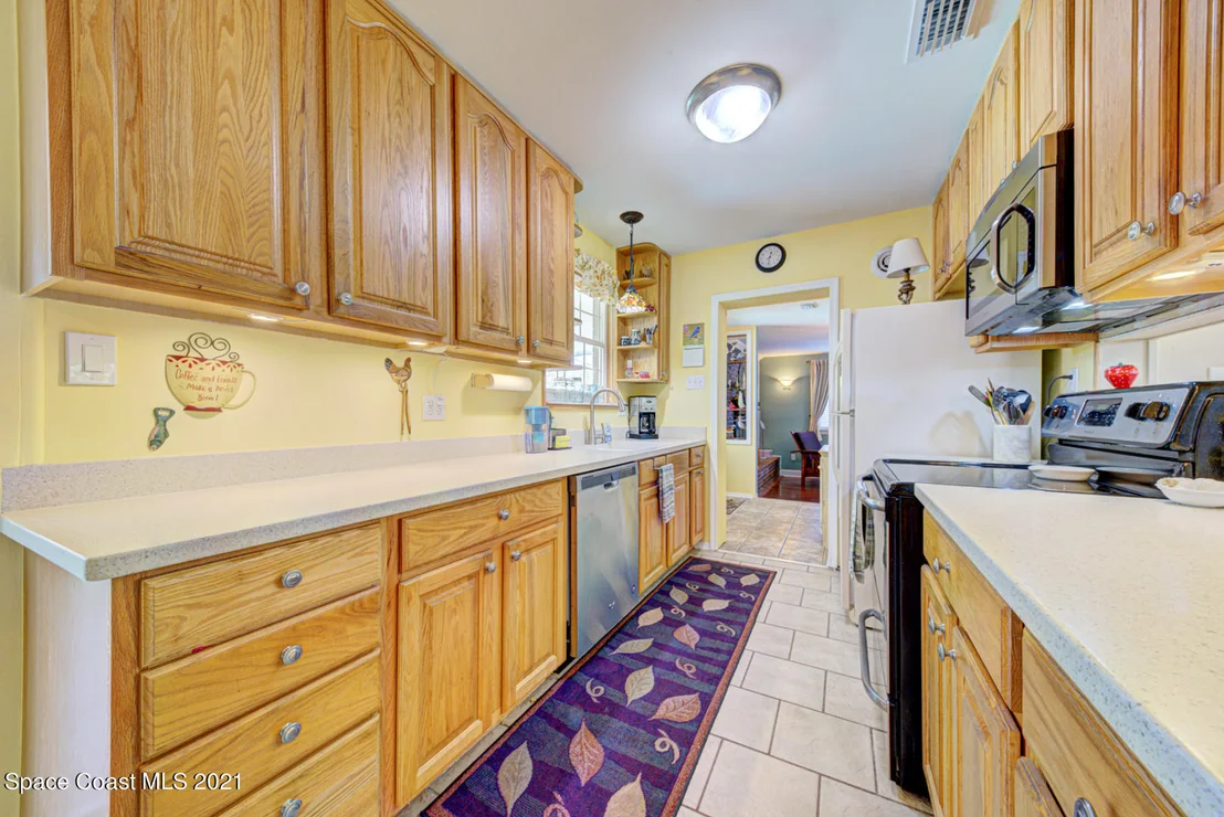 Photo of 1211 Princeton Road