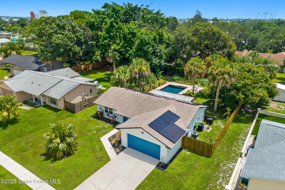 Photo of 3353 Jay Tee Drive