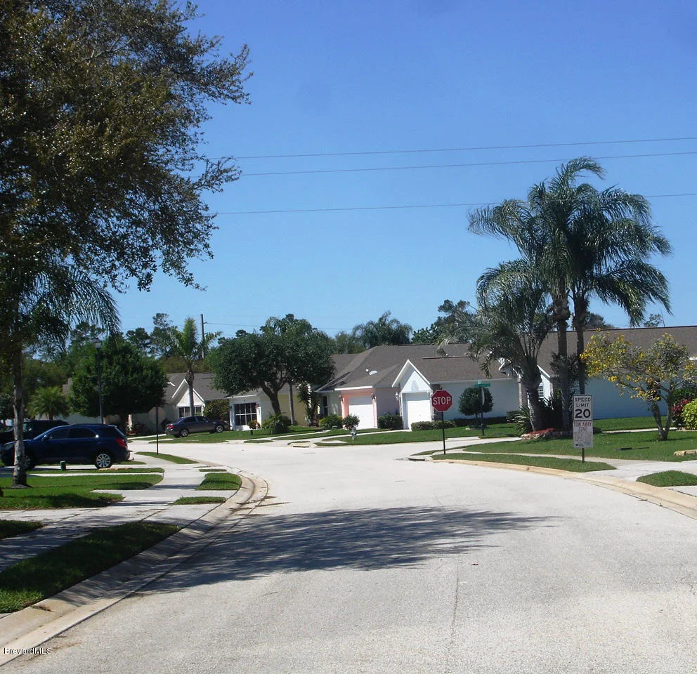 Photo of 975 NE Pine Creek Circle