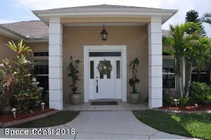 Photo of 1880 Fox Bay Drive E