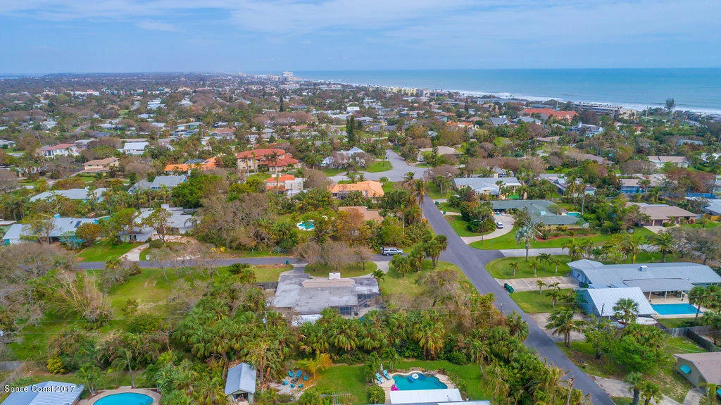 Photo of 201 Cocoa Avenue