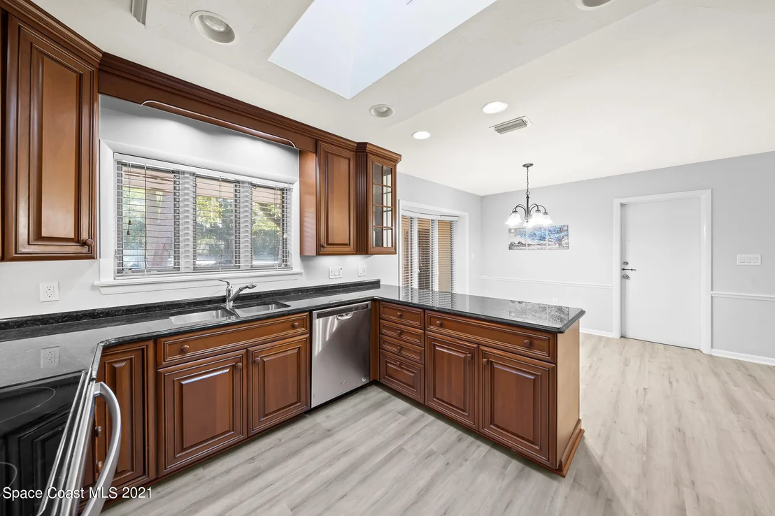 Photo of 580 Watson Drive