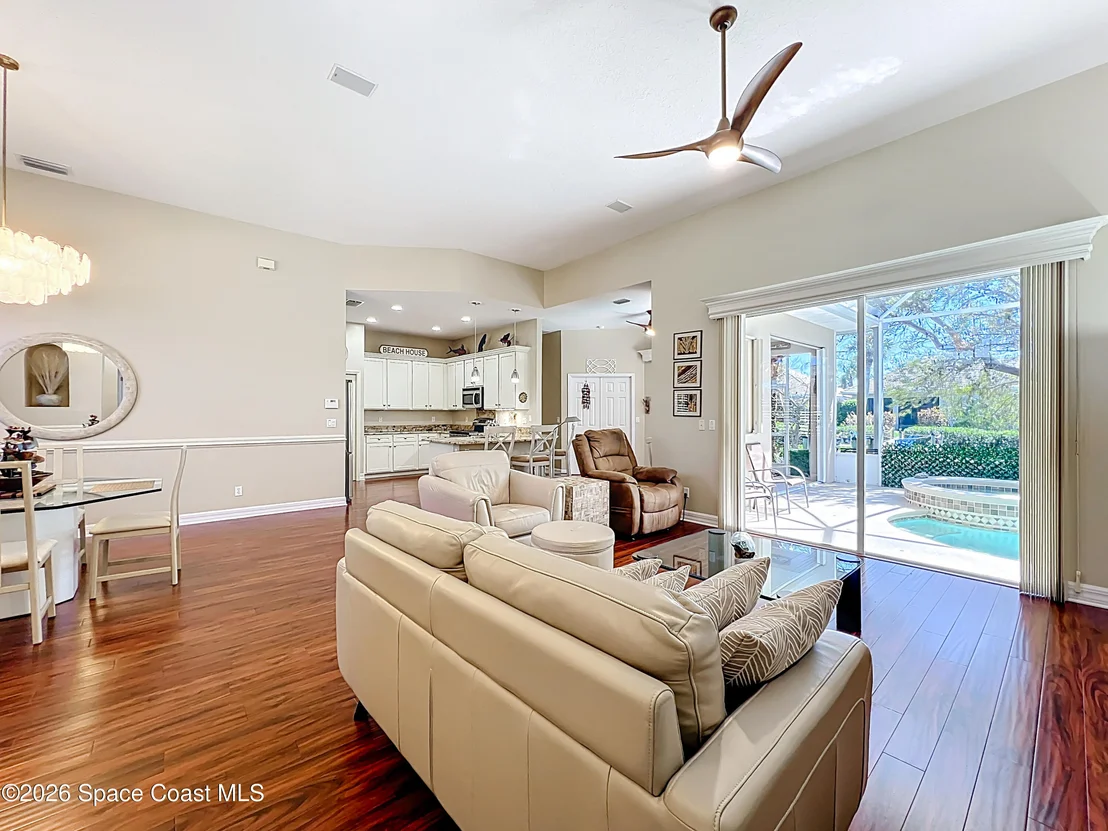 Photo of 383 Pentland Drive