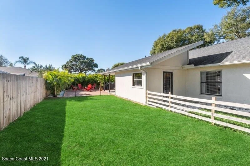 Photo of 902 Black Pine Court
