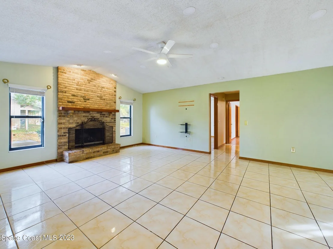 Photo of 1015 Timbergreen Drive