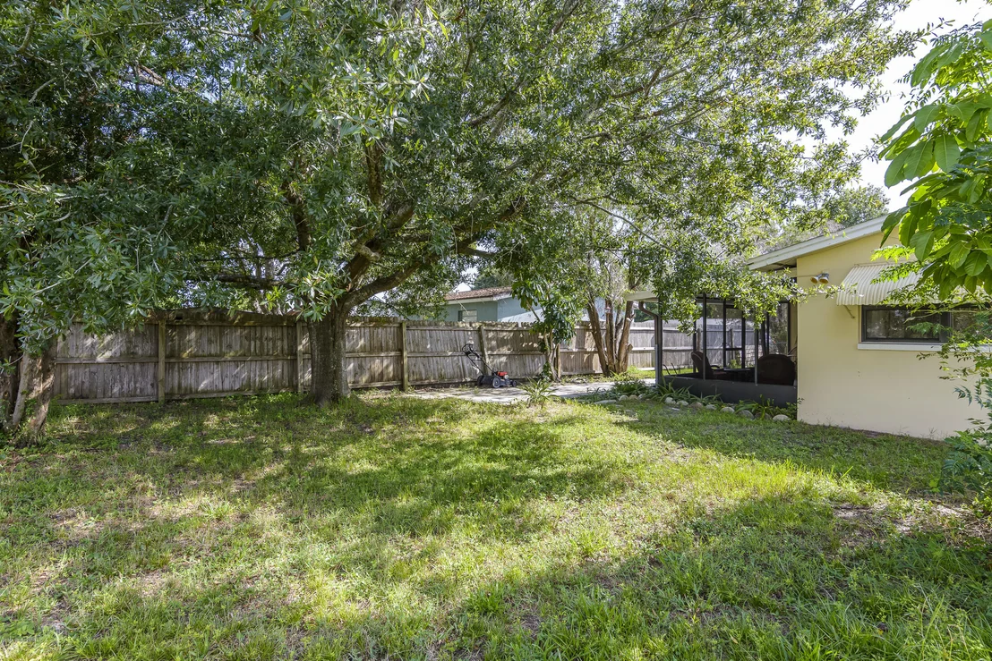Photo of 570 Teak Drive
