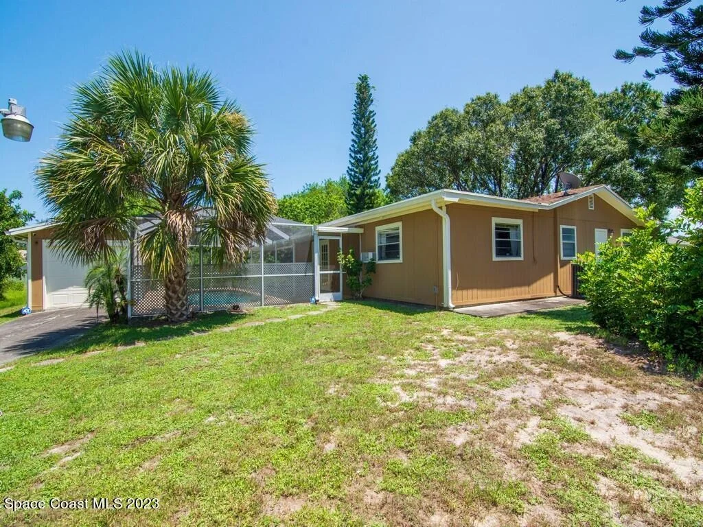 Photo of 898 Bermuda Avenue