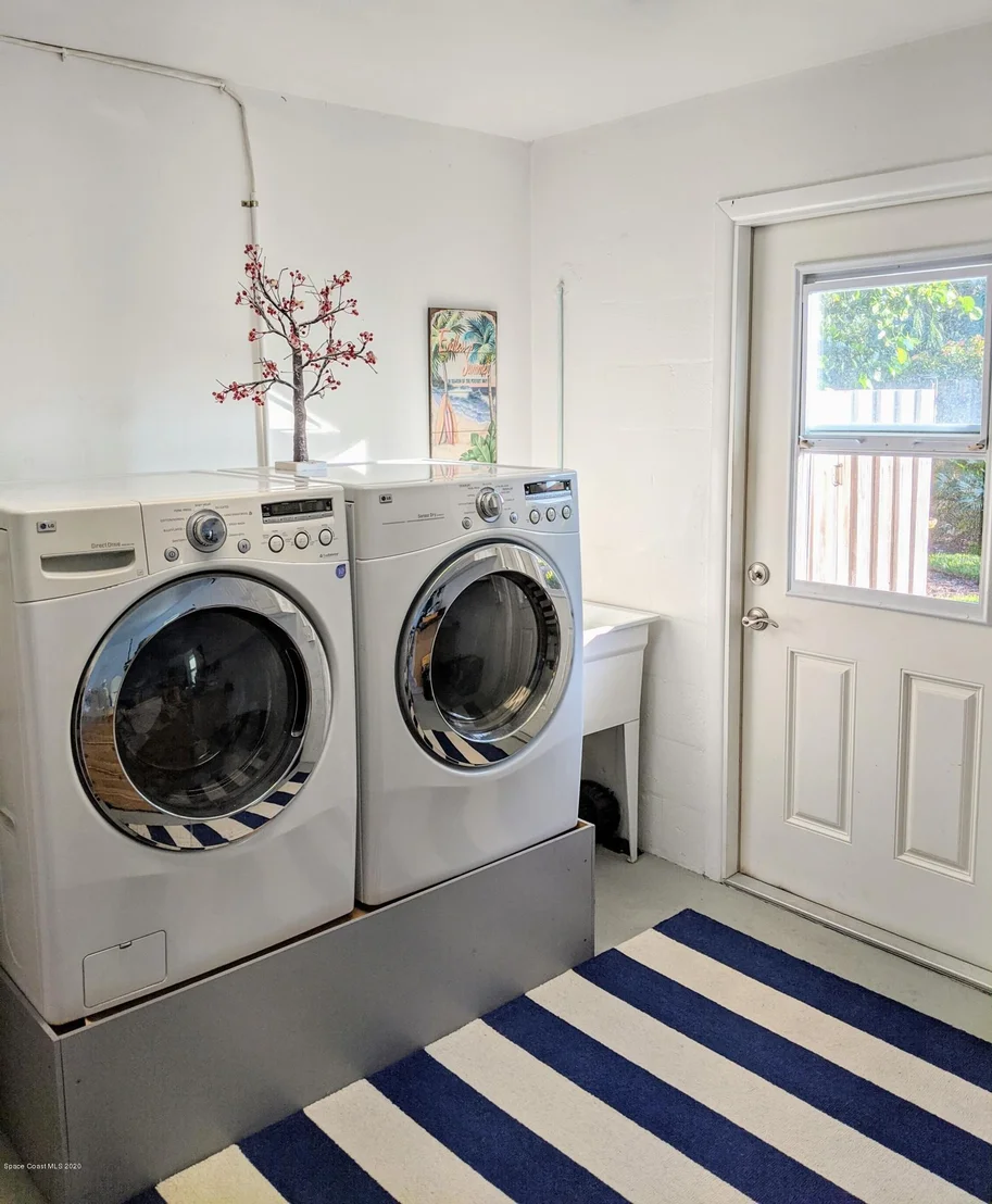 Photo of 1003 Pine Street