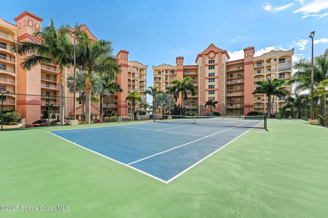 Photo of Unit 301 at 100 Riverside Drive