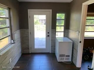 Photo of 1298 Hollywood Drive