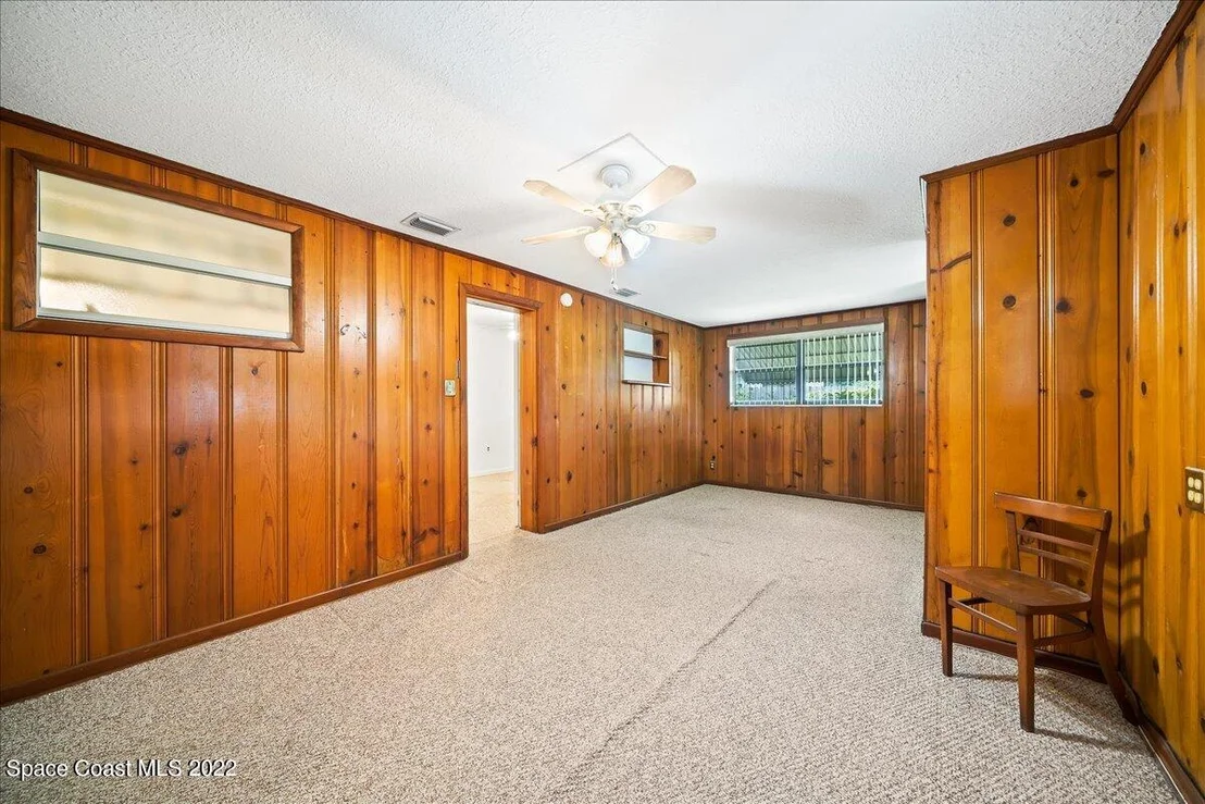 Photo of 926 Glenmore Circle