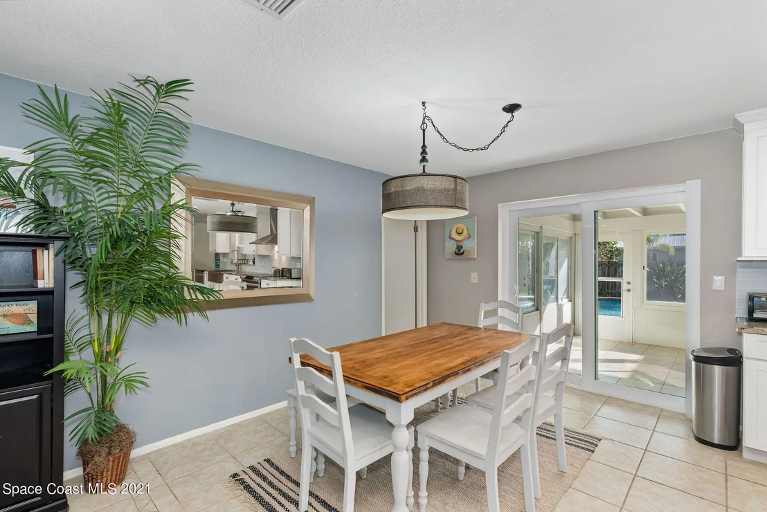 Photo of 211 Melbourne Avenue