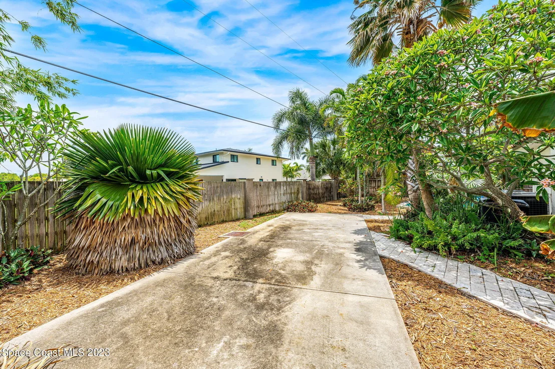 Photo of 301 Miami Avenue