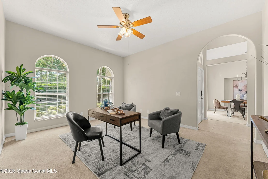 Photo of 1860 Windbrook Drive SE