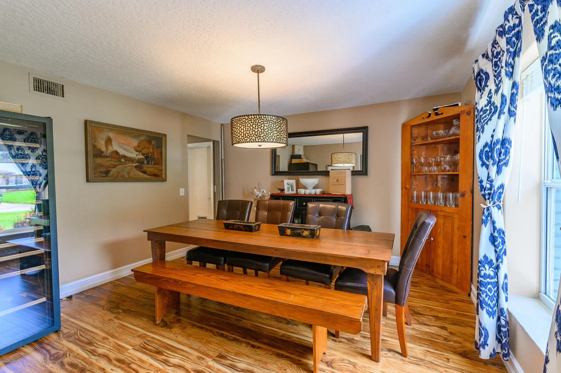 Photo of 133 Oakledge Drive