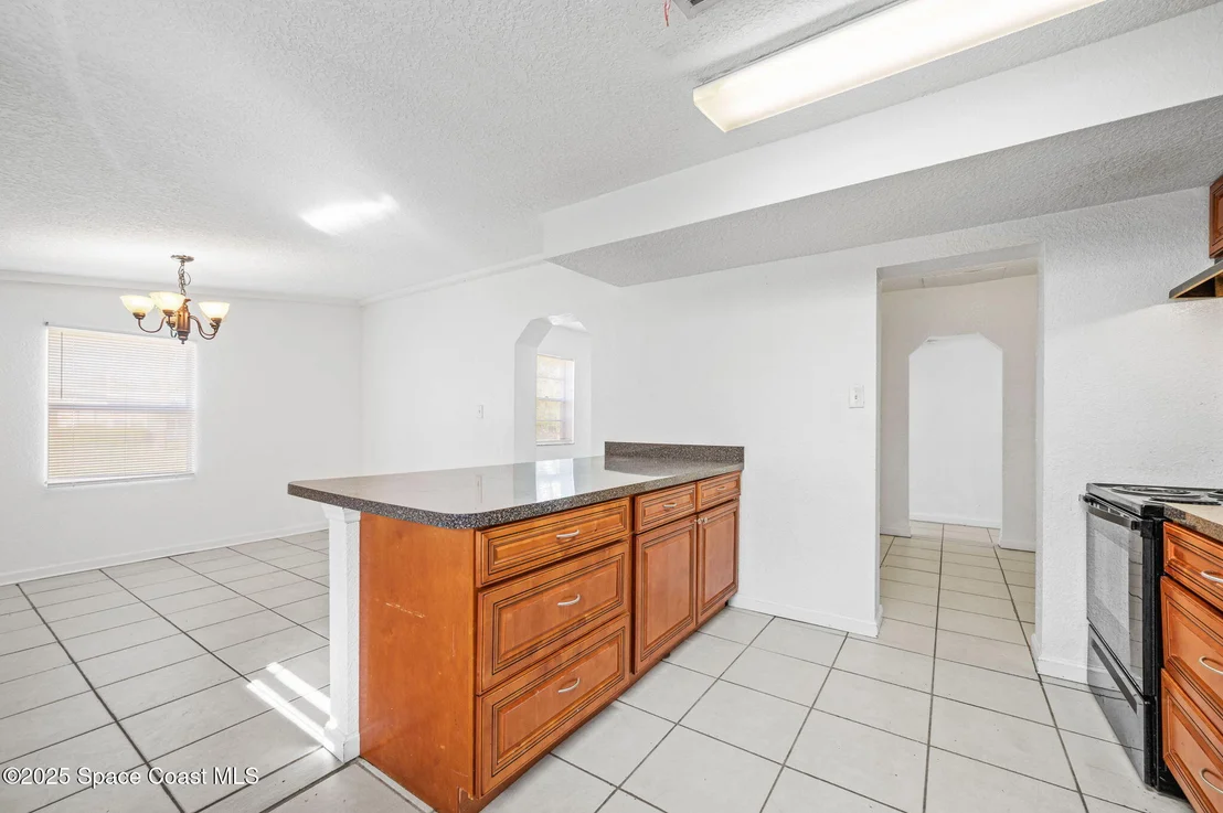 Photo of 907 Espanola Way
