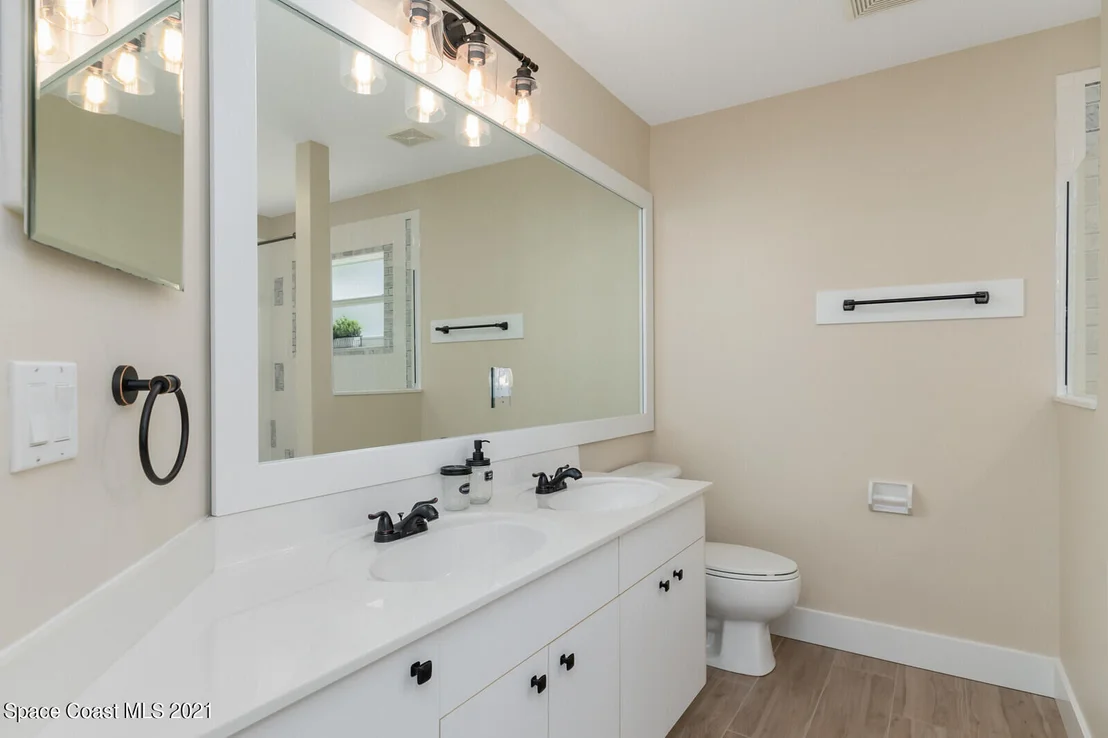 Photo of 789 Wyeth Street