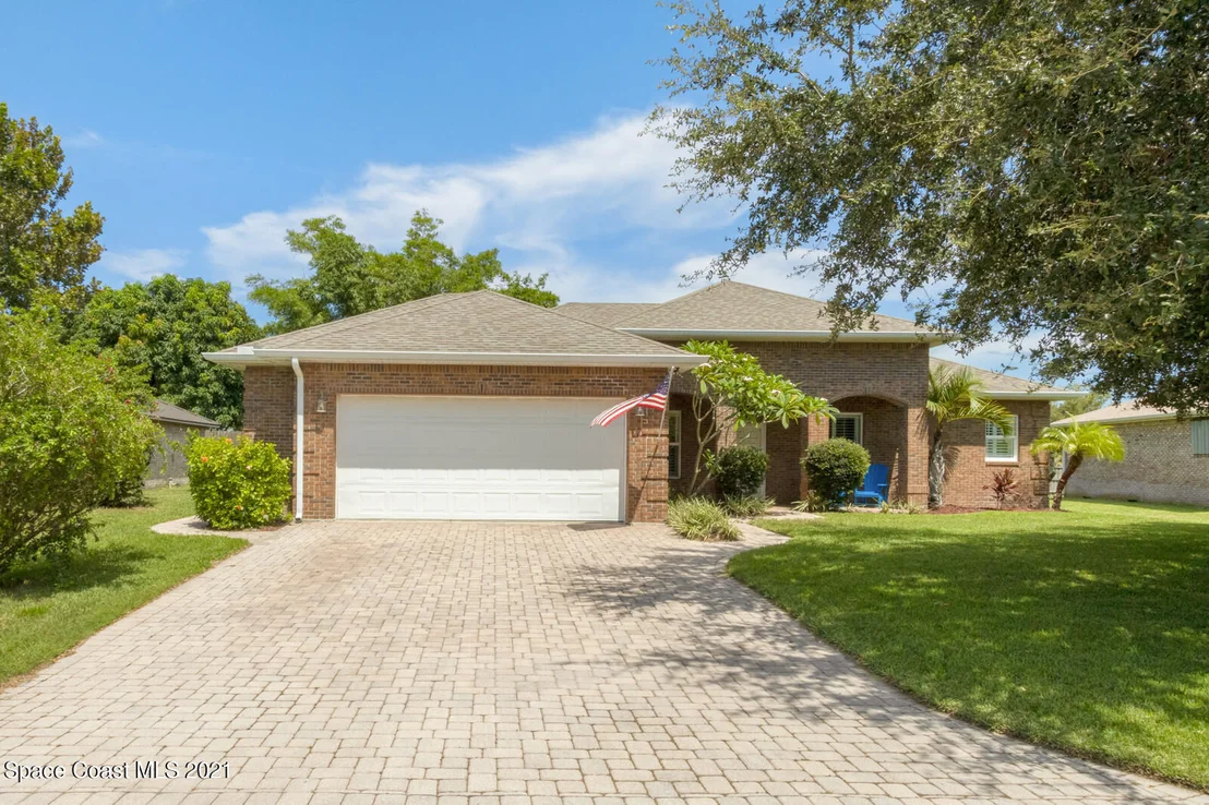 Photo of 113 Palm Circle