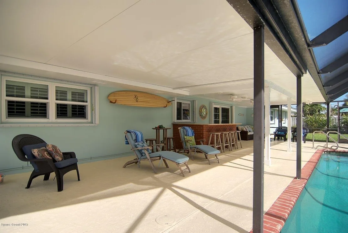 Photo of 325 Miami Avenue