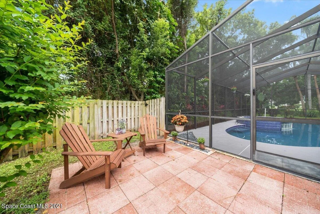 Photo of 772 Lake Drive