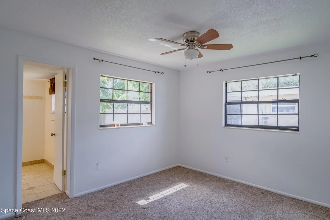 Photo of 847 Clarke Avenue