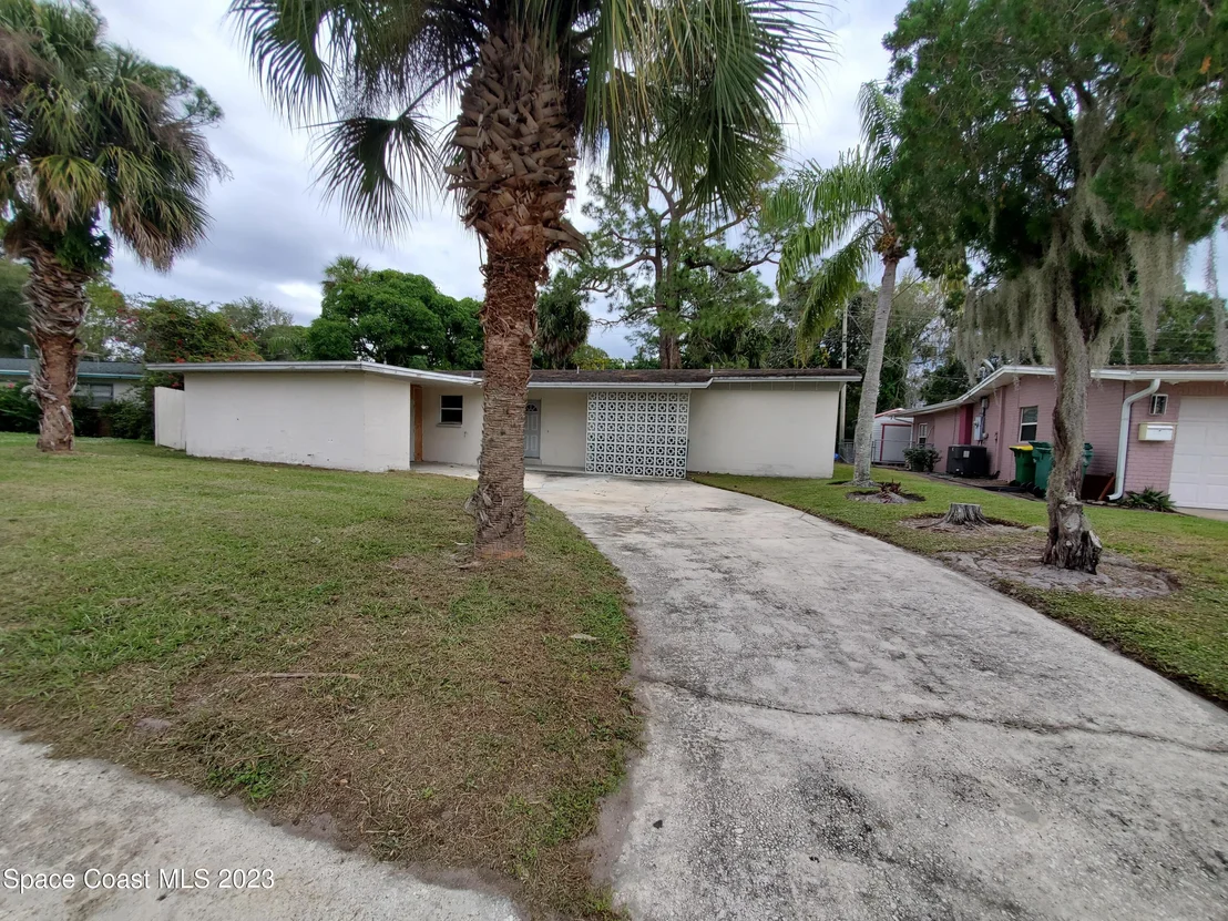 Photo of 708 Ixora Avenue