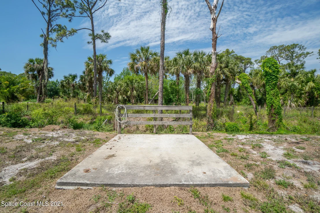 Photo of 3635 Hield Road
