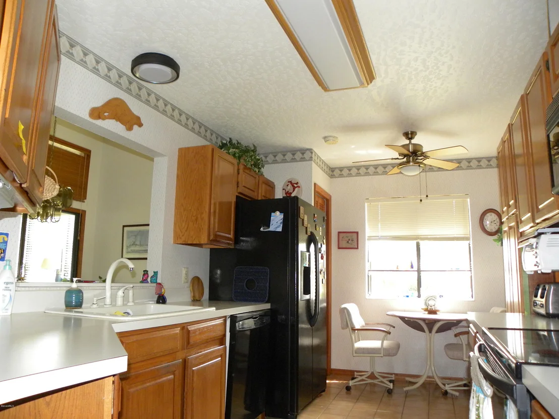 Photo of 855 Ridge Lake Drive