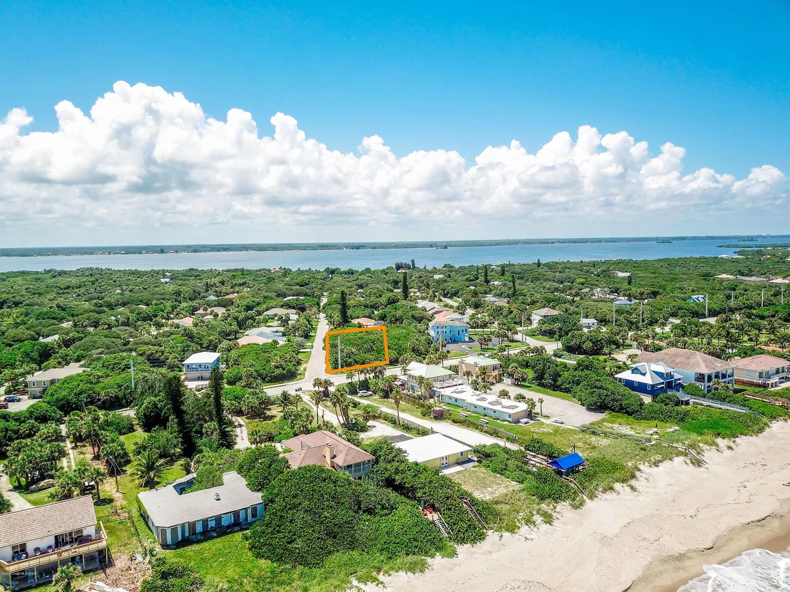 Photo of 5940 Highway A1a
