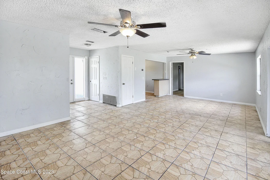 Photo of 985 Palmer Street