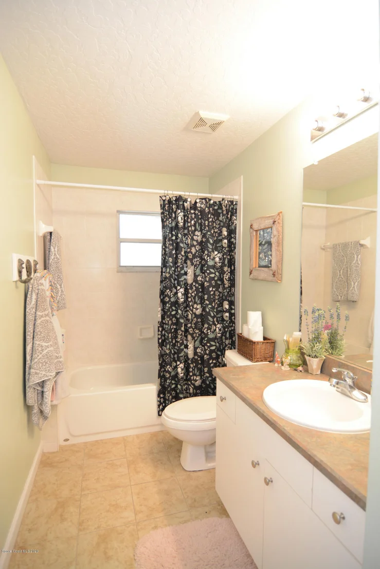 Photo of 4005 Reynolds Road