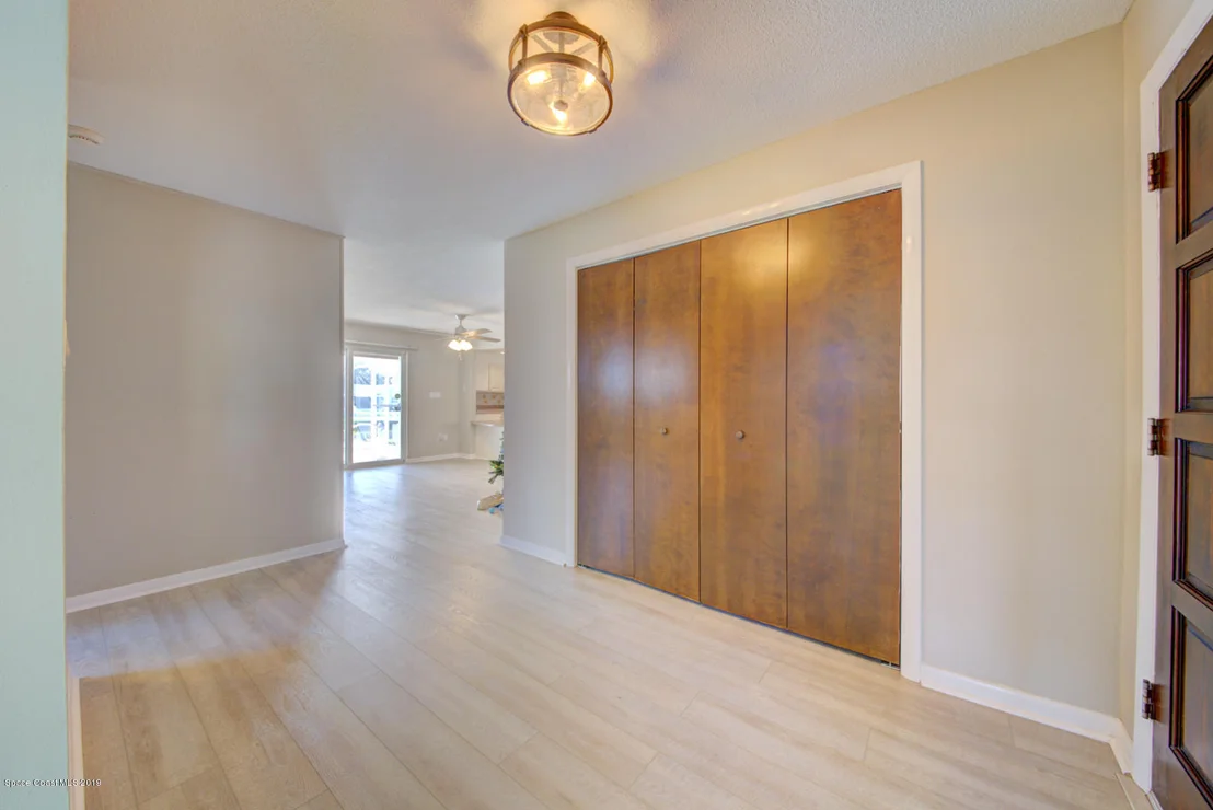 Photo of 343 Dorset Drive