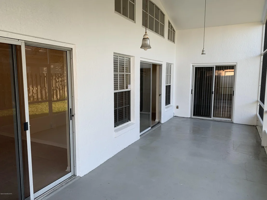 Photo of 2424 Coral Ridge Circle