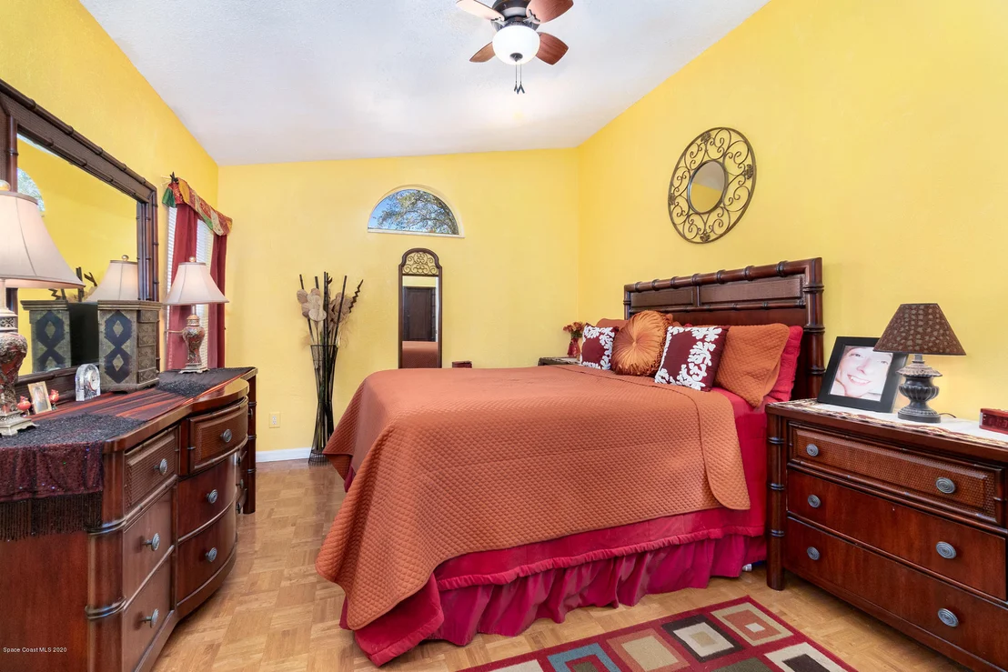 Photo of 7004 Hammock Trace Drive