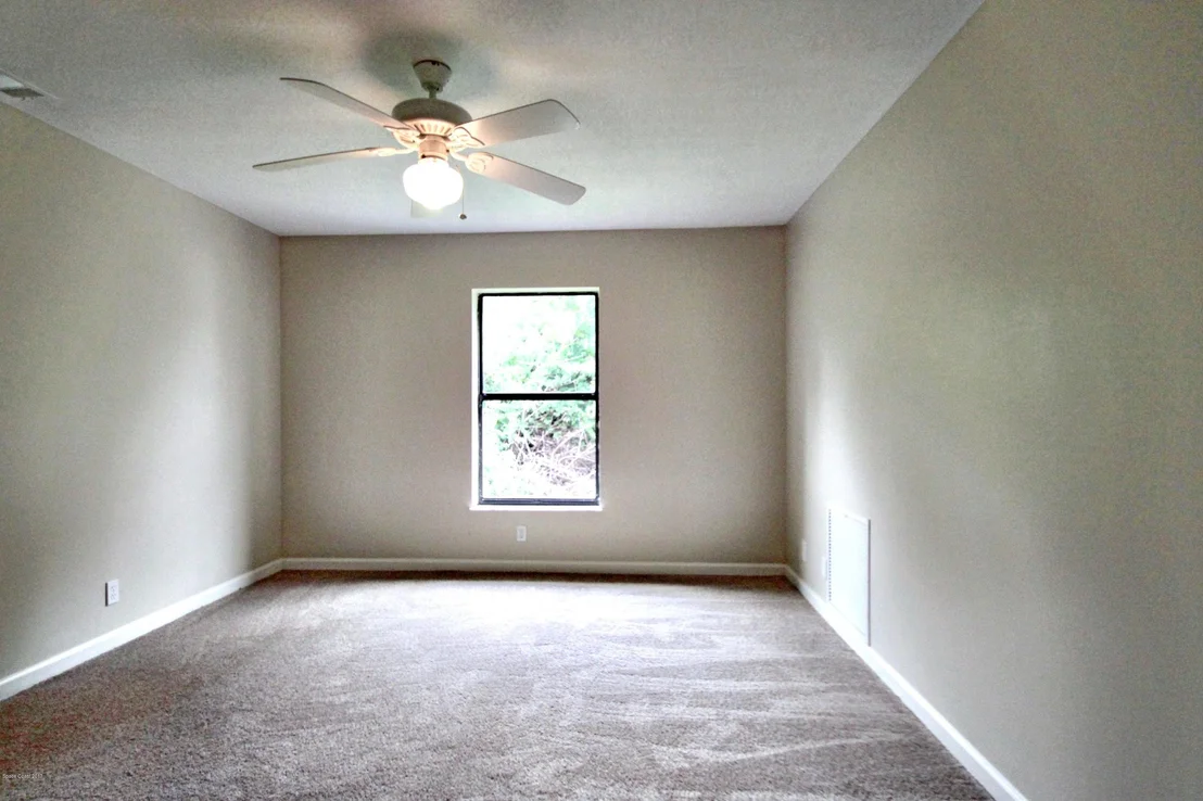 Photo of 422 Joy Haven Drive