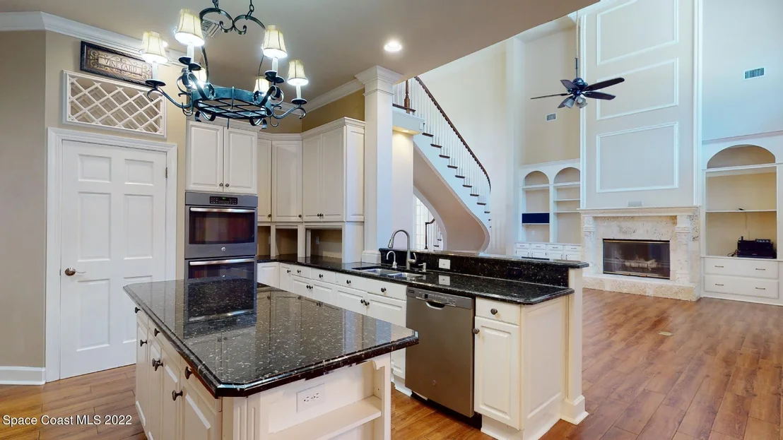 Photo of 3935 Hidden Oaks Lane