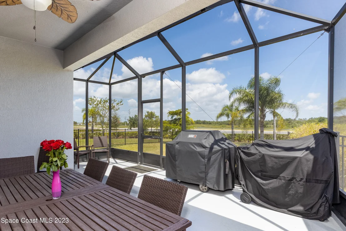 Photo of 7327 Bluemink Lane