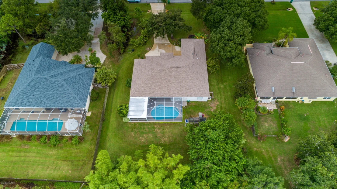 Photo of 4403 Long Lake Road