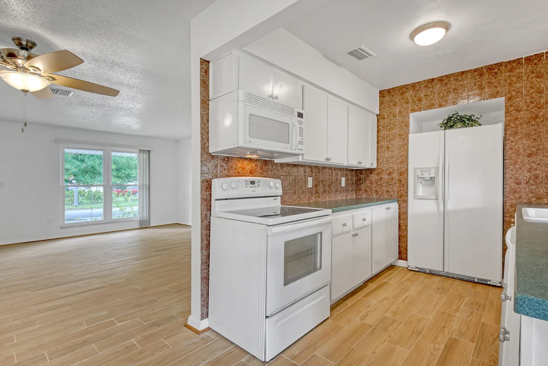 Photo of 1415 Cindy Circle NE