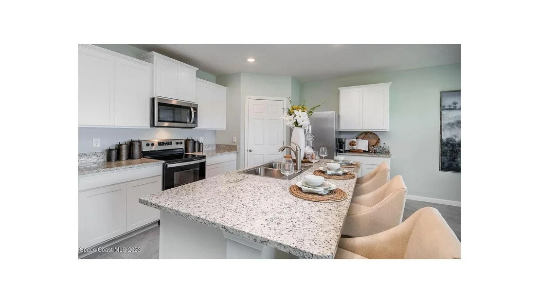 Photo of 6824 Topaz Drive