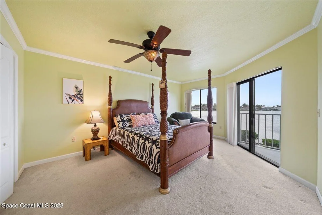 Photo of Unit 2202 at 1750 Commodore Boulevard