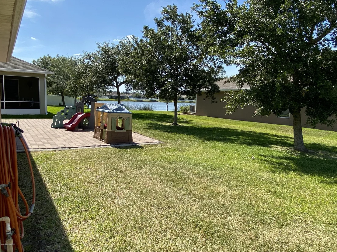 Photo of 2291 Bridgeport Circle