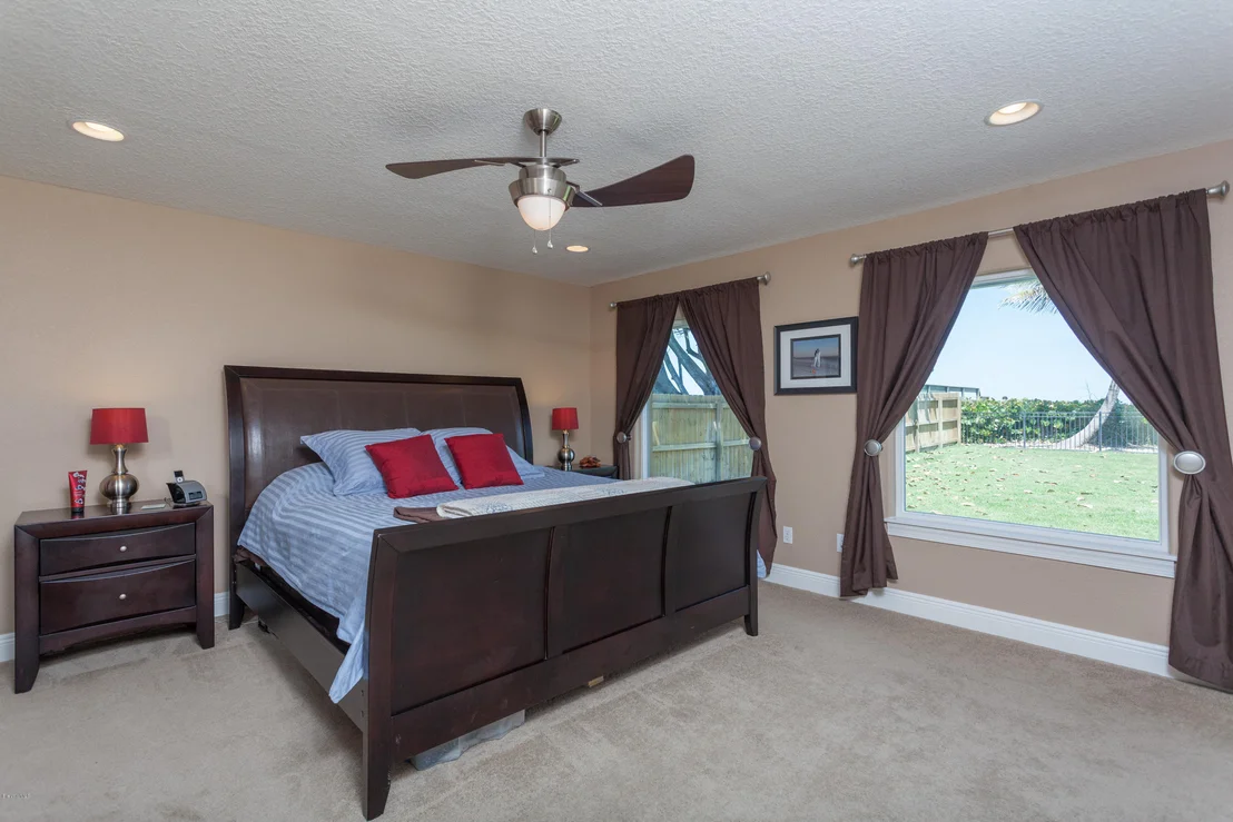 Photo of 2085 N Highway A1a