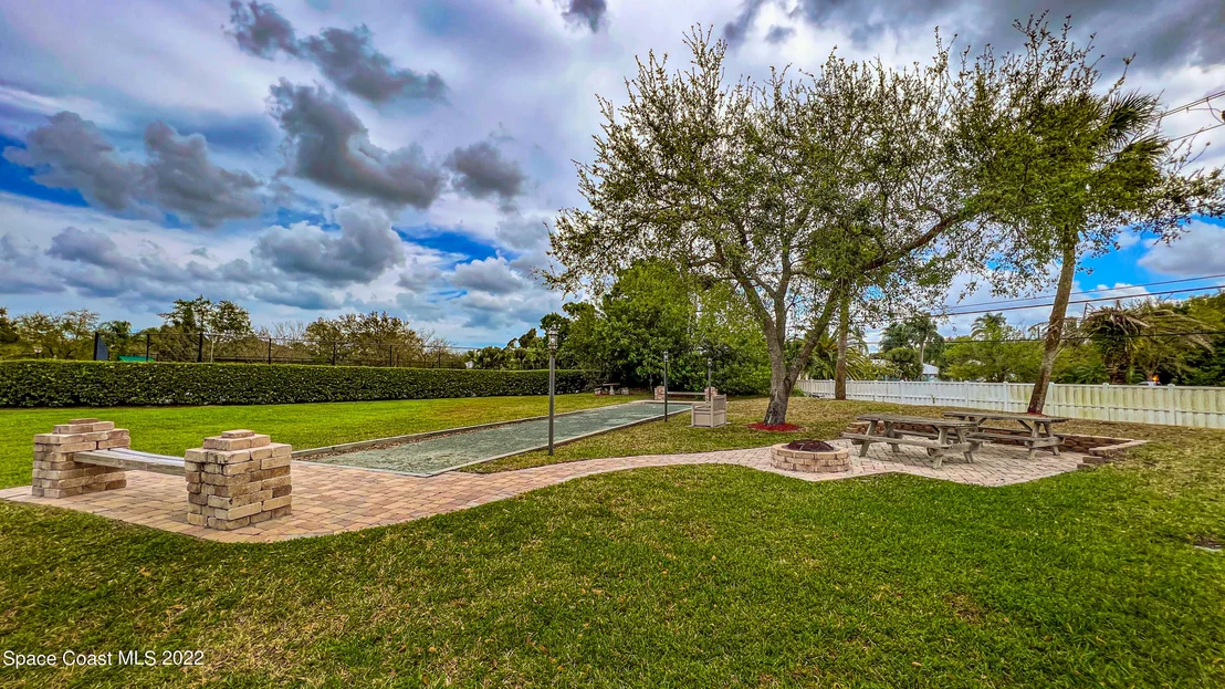 Photo of 1435 Tradewinds Way