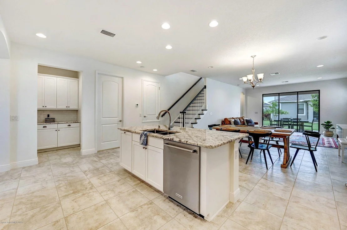 Photo of 2931 Casterton Drive
